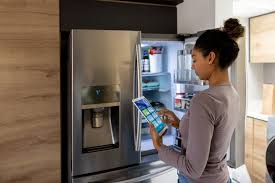women using modular kitchen